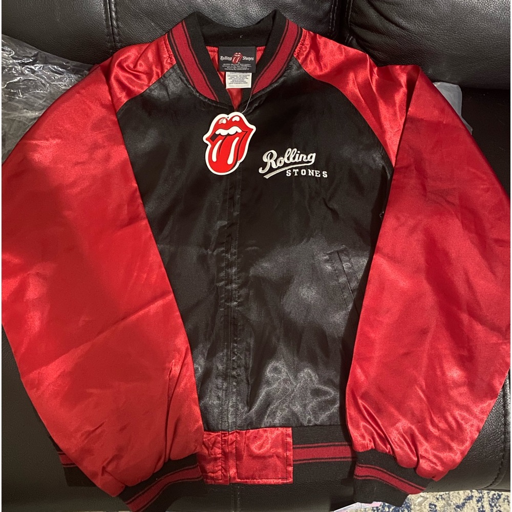 THE ROLLING STONES OFFICIALLY LICENSED JUNIORS SIZE VARSITY JACKET! BRAND NWT !!